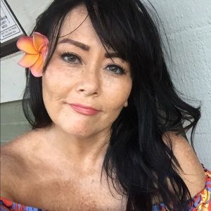 Meet your Posher, Nina